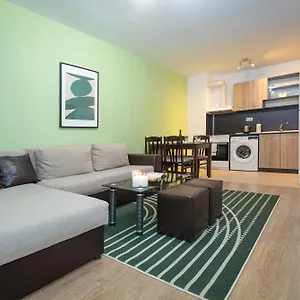 Apart Otel Modern And Bright Near Center - Free Parking, Sofya